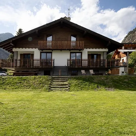 Chalet De Charme Le Bon Refuge Brusson